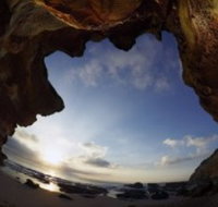 Caves Beach - Surfers Gold Coast