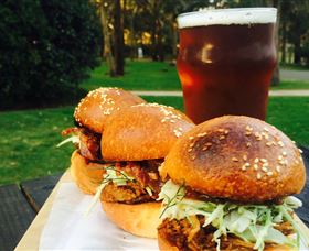 Murrayâ€™s Brewery And Port Stephens Winery - Surfers Gold Coast 1