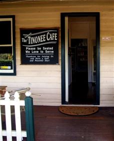 The Famous Tinonee Cafe And Gift Shop - Surfers Gold Coast 3