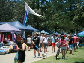 Burleigh Art And Craft Markets - Surfers Gold Coast 0