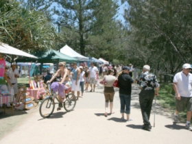 Burleigh Art And Craft Markets - Surfers Gold Coast 2