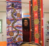 Apma Creations Aboriginal Art Gallery and Gift shop - Surfers Gold Coast