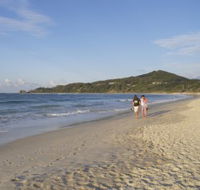 Main Beach Byron Bay - Surfers Gold Coast