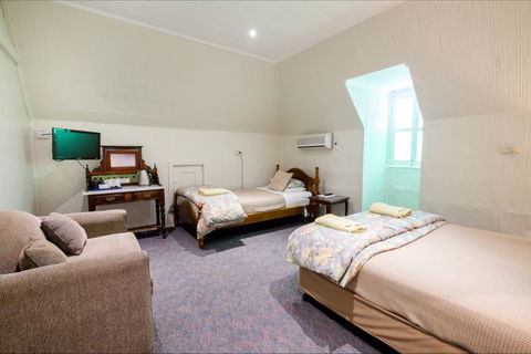 Peel Inn Nundle - Surfers Gold Coast 4
