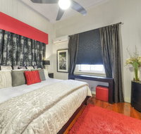 One Thornbury Boutique Bed and Breakfast - Surfers Gold Coast