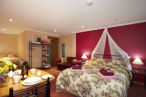 NorthEast Restawhile Bed And Breakfast - Surfers Gold Coast 7