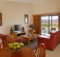 Nightingale Wines Luxury Villas - Surfers Gold Coast