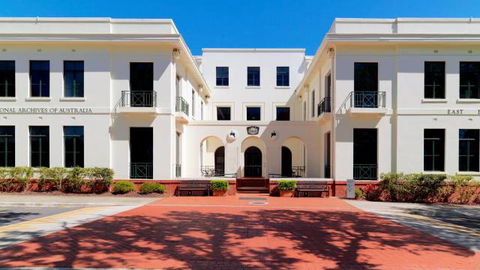 National Archives Of Australia - Surfers Gold Coast 0