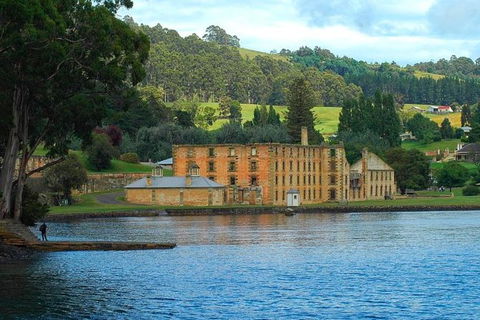 Hobart Shore Excursion: Scenic Highlights Tour - Surfers Gold Coast 3