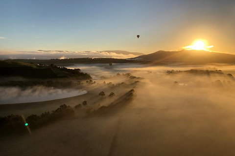 Balloon Flights In Northern Tasmania - Surfers Gold Coast 1