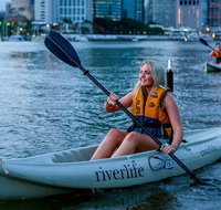 Saturday Night Brisbane Kayak Tour with Optional BBQ Dinner - Surfers Gold Coast