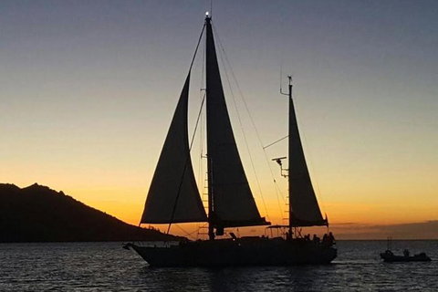 Magnetic Island Sunset Sail - Surfers Gold Coast 0