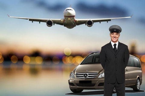 Cairns Airport (CNS) Departure Transfer (Port Douglas Hotels To Cairns Airport) - Surfers Gold Coast 0