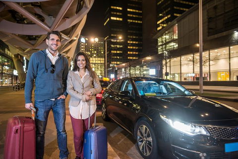Cairns Airport (CNS) Departure Transfer (Port Douglas Hotels To Cairns Airport) - Surfers Gold Coast 2