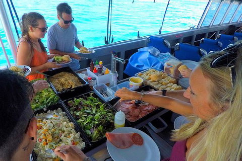 Whitsunday Island Boat Adventure - Surfers Gold Coast 9