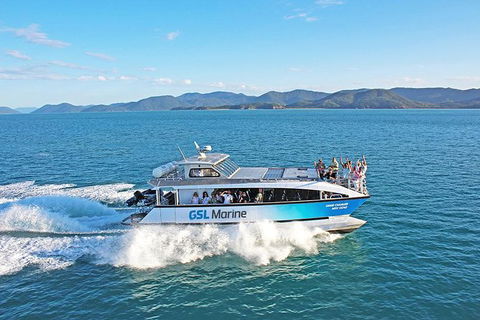 Whitsunday Island Boat Adventure - Surfers Gold Coast 2