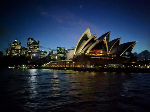 Sydney Harbour Dinner Cruise - Surfers Gold Coast 7