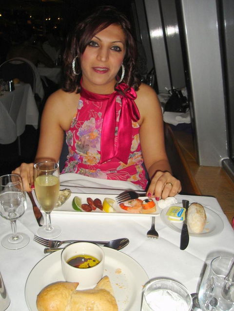 Sydney Harbour Dinner Cruise - Surfers Gold Coast 22