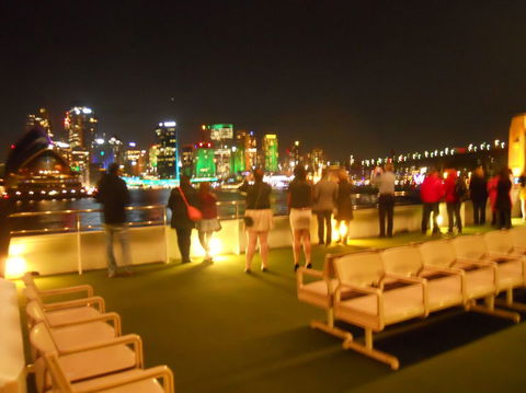 Sydney Harbour Dinner Cruise - Surfers Gold Coast 19