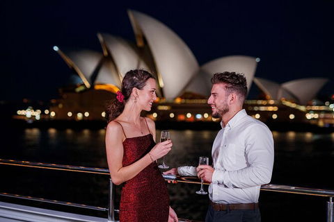 Sydney Harbour Dinner Cruise - Surfers Gold Coast 28