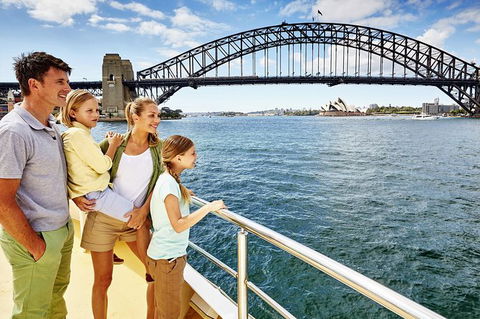 Sydney Private Day Tours | Main Attractions And Highlights | 6 Hour Private Tour - Surfers Gold Coast 3