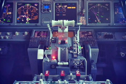 Airliner-737 - 60 MINS - Flight Simulator Experience - Surfers Gold Coast 0