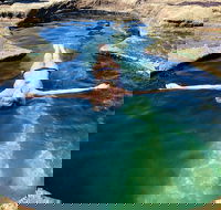 Figure 8 Pools Photography  Hike Tour from Sydney - Surfers Gold Coast