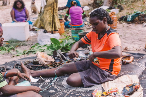 Anindilyakwa Arts, Groote Eylandt - Surfers Gold Coast 2