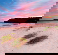 McKenzies Beach - Surfers Gold Coast