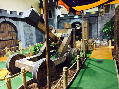 Mini Golf King - Surfers Gold Coast 0