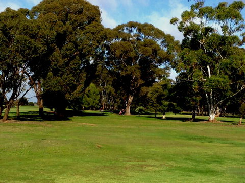 Nathalia Golf Club - Surfers Gold Coast 2