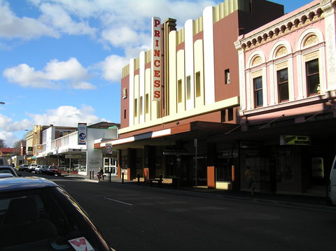 Princess Theatre & Earl Arts Centre - Surfers Gold Coast 1