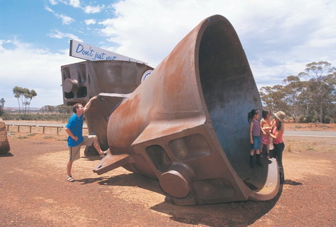 WMC Resource Nickel Pots - Surfers Gold Coast 0