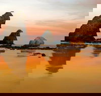 Glasshouse Rocks and Pillow Lava - Surfers Gold Coast