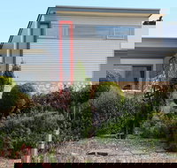 John Lacey's Studio and Green Tank Gallery - Surfers Gold Coast