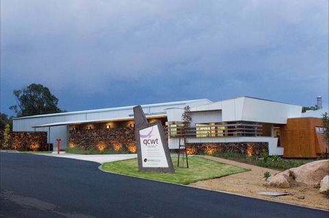 Varias Restaurant And Function Centre At The Queensland College Of Wine Tourism - Surfers Gold Coast 0