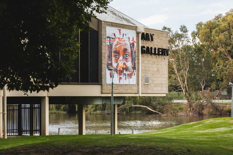 Wall To Wall Art Experience - Surfers Gold Coast 0