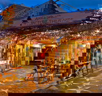 Avoca Beach Picture Theatre - Surfers Gold Coast