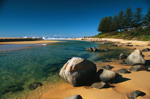Kayaking Coila Lake At Tuross Head - Surfers Gold Coast 1