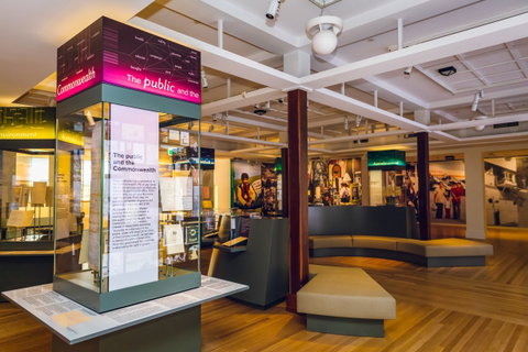 National Archives Of Australia - Surfers Gold Coast 2