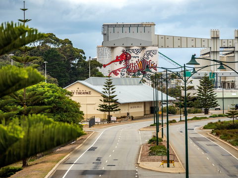 PUBLIC Silo Trail: Albany - Surfers Gold Coast 2