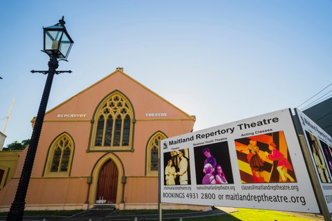 Maitland Repertory Theatre - Surfers Gold Coast 1