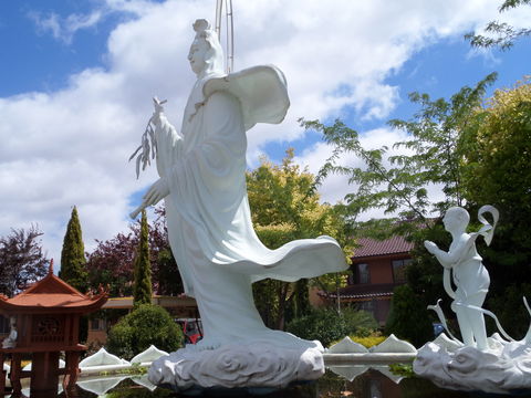 Sakyamuni Buddhist Centre/Van Hanh Monastery - Surfers Gold Coast 0