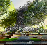 Sculpture Garden Campbelltown - Surfers Gold Coast