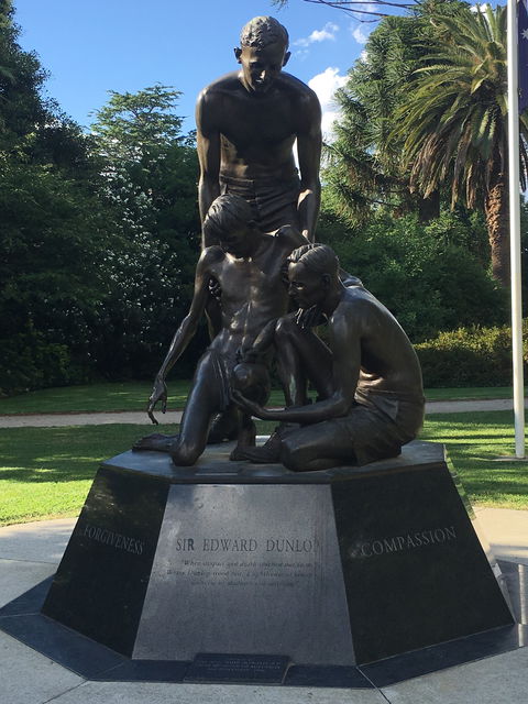 Weary Dunlop Memorial - Surfers Gold Coast 0