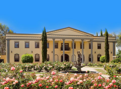 Barossa Chateau Queens Rose Garden - Surfers Gold Coast 0