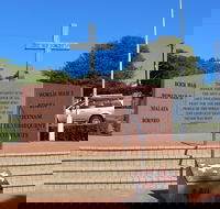Port Lincoln War Memorial - Surfers Gold Coast