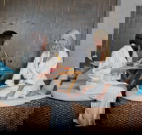 Stephanies Ocean Spa - Surfers Gold Coast