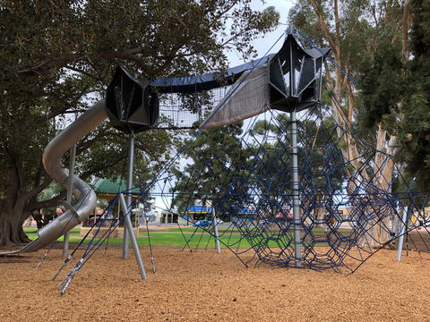 Walk In The Trees, Kadina - Surfers Gold Coast 0