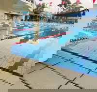 Werribee Outdoor Pool - Surfers Gold Coast